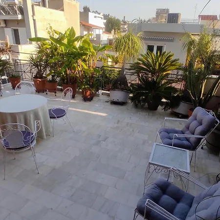 Grey Stones & Balcony Appartement Patras