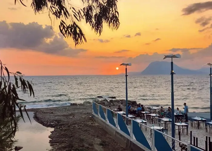 Grey Stones & Balcony Appartement *